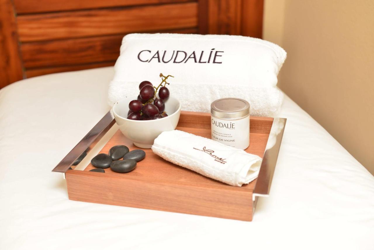Carmel Cumbuco Resort Экстерьер фото A spa tray
