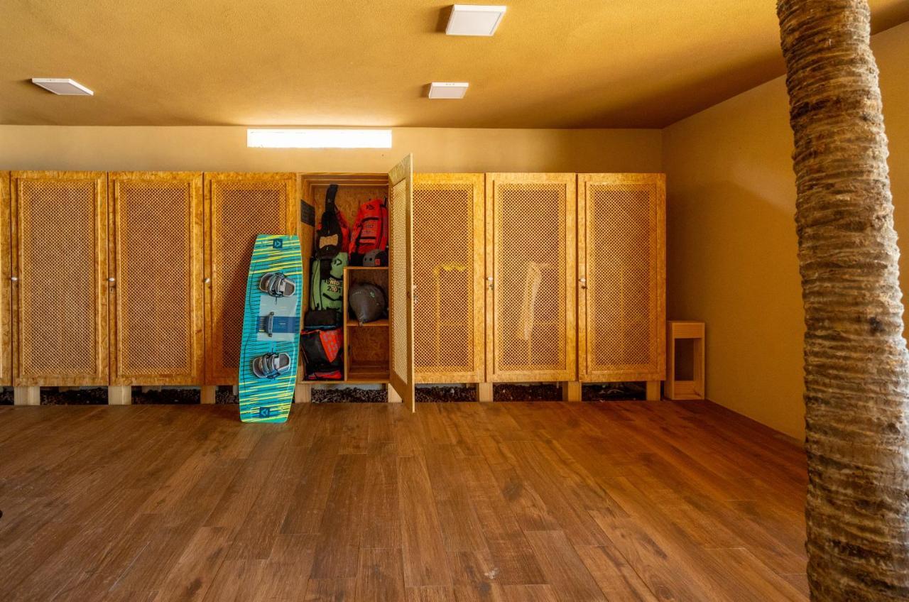 Carmel Cumbuco Resort Экстерьер фото Locker room